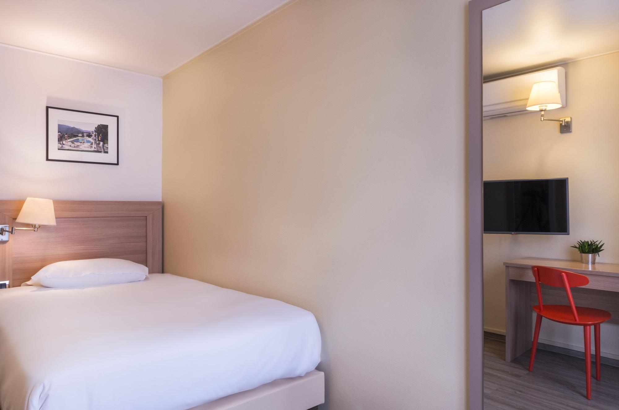Hotel Boris V. By Happyculture Levallois-Perret Eksteriør billede